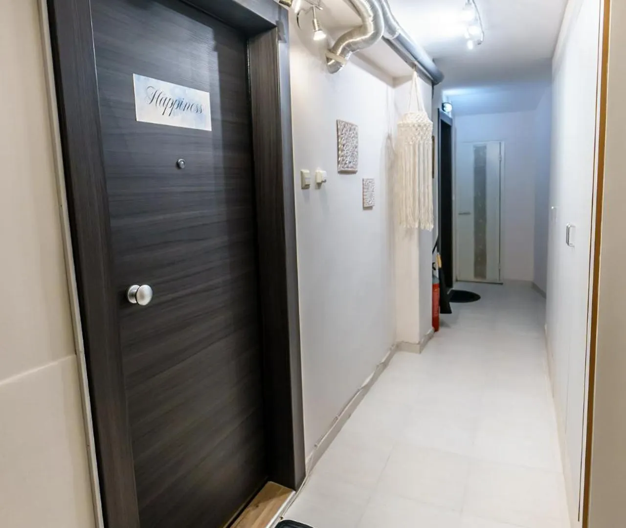 Happiness Studio With Terrace. Selanik Daire