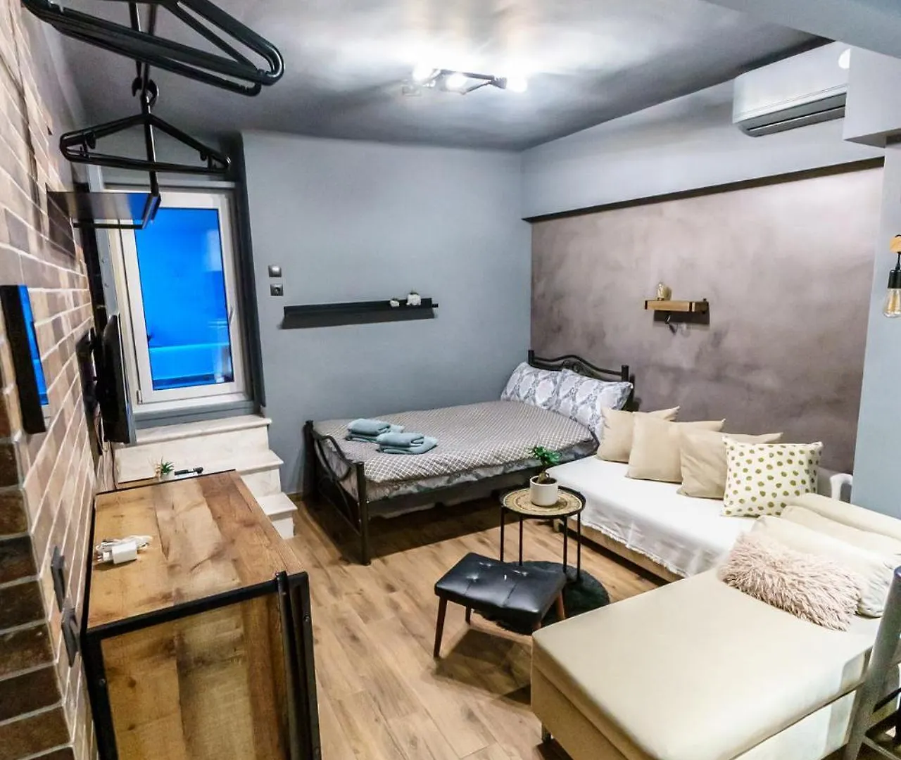 Daire Happiness Studio With Terrace. Selanik